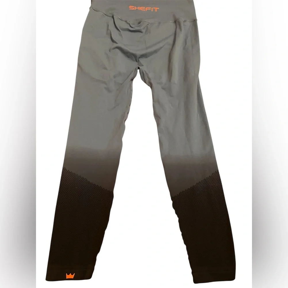 SHEFIT Gradient Leggings in Gray and Brown